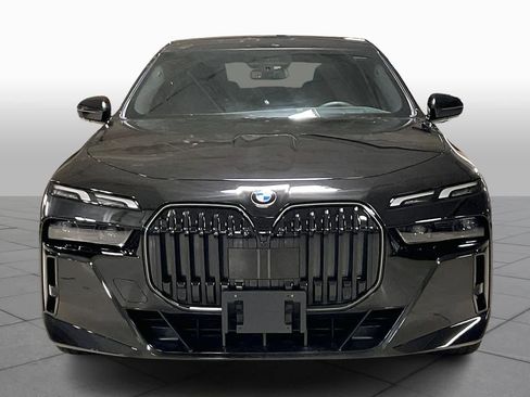 Used 2025 BMW 760i xDrive 760i xDrive image 4