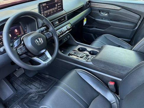 New 2026 Honda Pilot Elite image 13