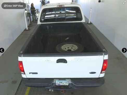Used 2001 Ford F250 4x4 SuperCab Super Duty image 4