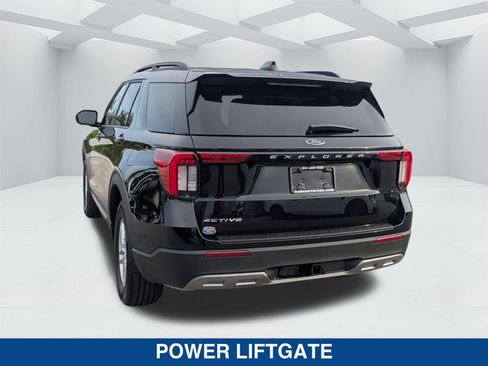 New 2025 Ford Explorer Active w/ Active Comfort Package image 7
