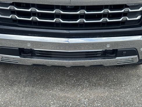 Used 2022 Chevrolet Silverado 1500 LTZ RWD image 3