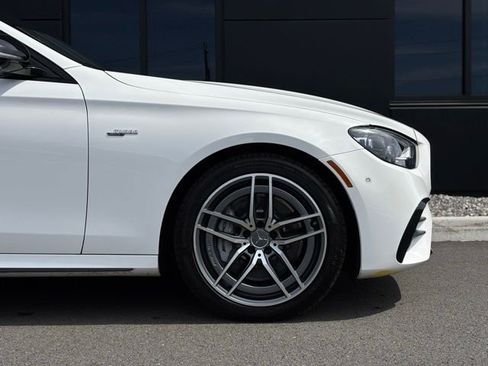 Used 2022 Mercedes-Benz E 53 AMG 4MATIC Sedan image 12