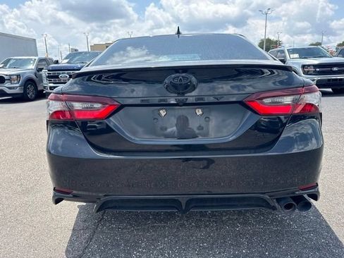 Used 2023 Toyota Camry SE FWD image 6