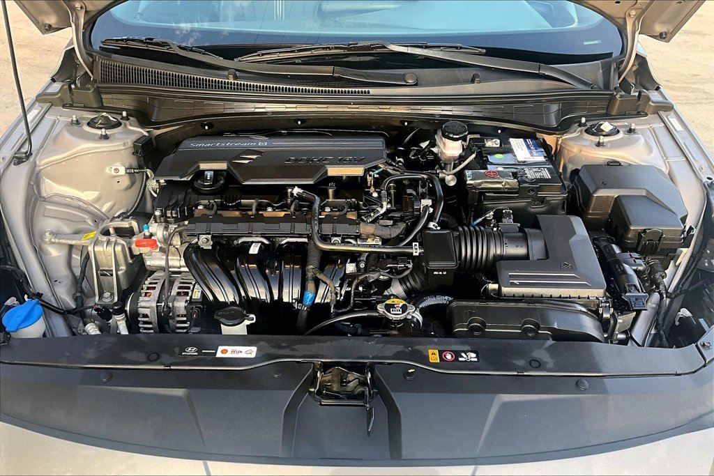 Used 2021 Hyundai Elantra SEL FWD image 13