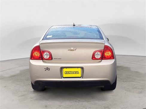 Used 2010 Chevrolet Malibu LS image 4