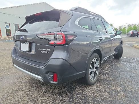 Used 2020 Subaru Outback Touring w/ Tech Package 2 AWD/4WD image 3