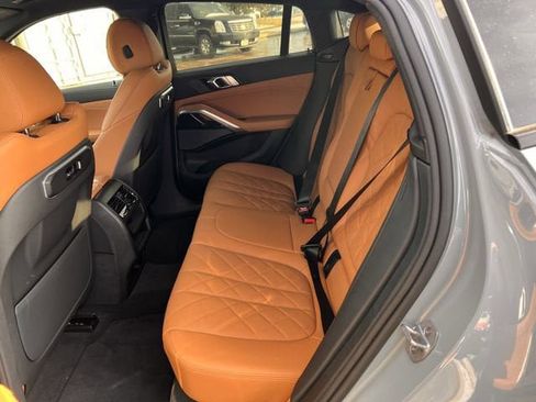Used 2024 BMW X6 xDrive40i w/ Premium Package image 29