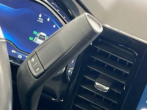 Used 2022 Chevrolet Silverado 1500 LT image 17