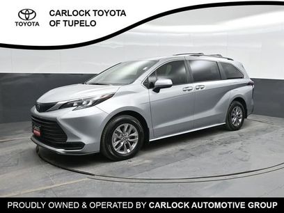 Used 2025 Toyota Sienna LE