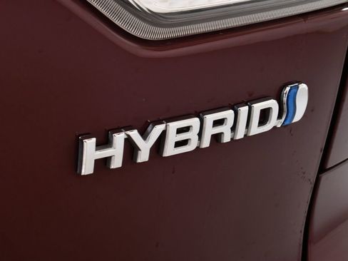 Used 2019 Toyota Highlander XLE AWD/4WD image 24