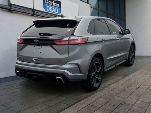 Used 2020 Ford Edge ST w/ Cold Weather Package AWD/4WD image 3