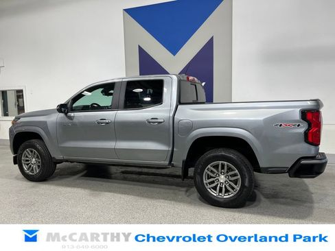 Used 2024 Chevrolet Colorado LT w/ LT Convenience Package AWD/4WD image 7