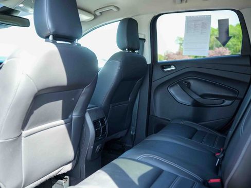 Used 2019 Ford Escape SEL AWD/4WD image 24
