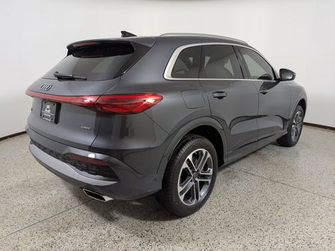 New 2025 Audi Q5 Premium Plus image 7