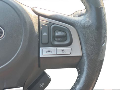 Used 2017 Subaru Forester 2.5i Touring AWD/4WD image 19