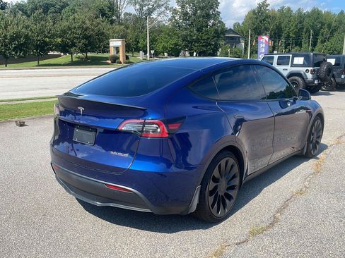 Used 2022 Tesla Model Y Performance AWD/4WD image 3