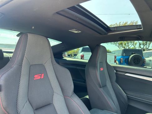 Used 2017 Honda Civic Si image 15