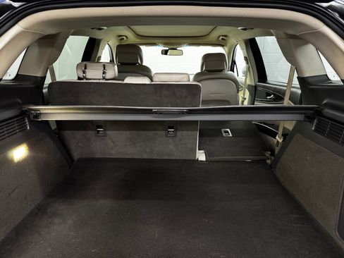 Used 2018 Lincoln MKX Reserve w/ Driver Assistance Package AWD/4WD image 39