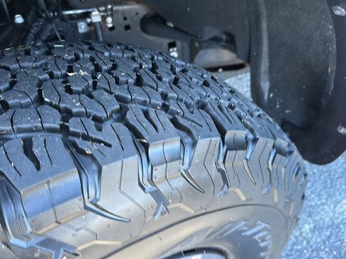 Used 2025 Ford F150 Raptor image 36