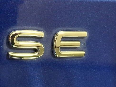 Used 2023 Volkswagen Taos SE image 29