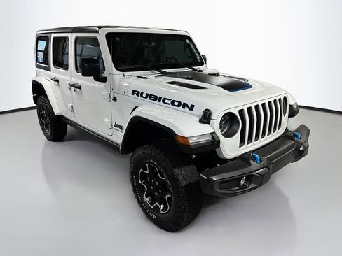 Used 2023 Jeep Wrangler Unlimited Rubicon 4xe w/ Cold Weather Group AWD/4WD image 3