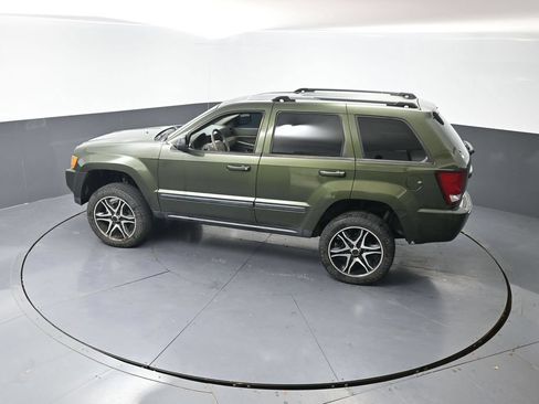 Used 2007 Jeep Grand Cherokee Laredo AWD/4WD image 17
