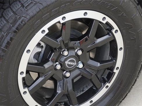 Used 2024 Nissan Pathfinder Rock Creek image 11