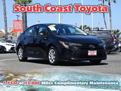Used 2023 Toyota Corolla LE FWD image 1