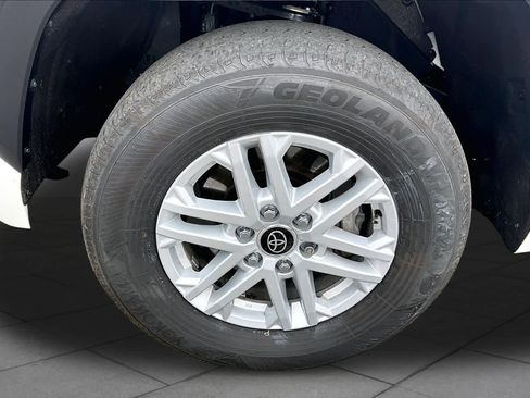 Used 2024 Toyota Tundra SR5 w/ SR5 Convenience Package AWD/4WD image 11