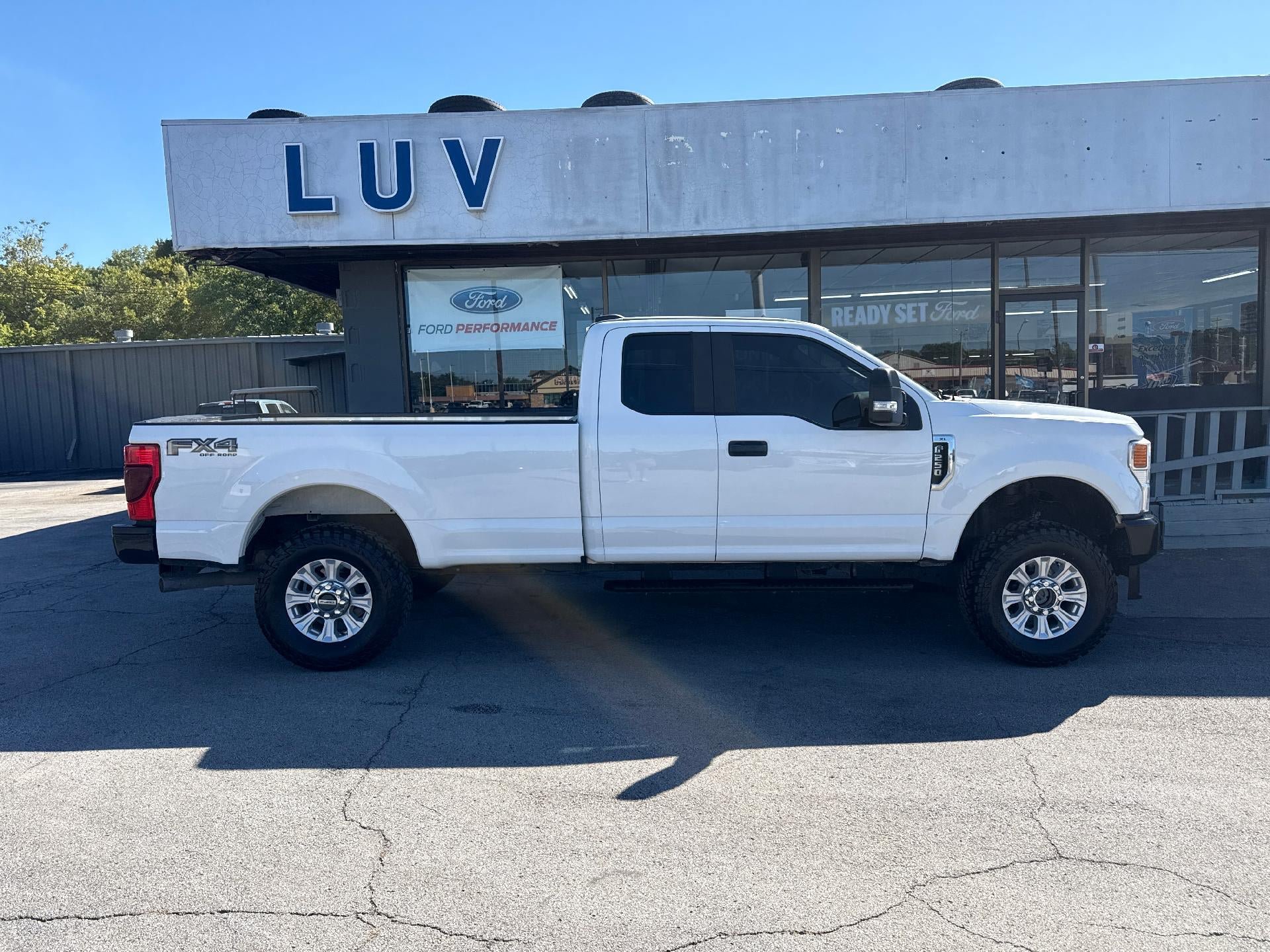 Used 2020 Ford F250 XL w/ Power Equipment Group AWD/4WD image 2