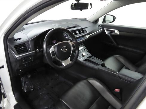 Used 2012 Lexus CT 200h Premium image 16