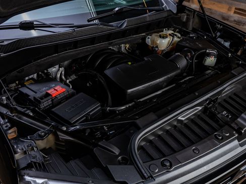 Used 2023 Chevrolet Silverado 1500 RST w/ Z71 Off-Road Package AWD/4WD image 37