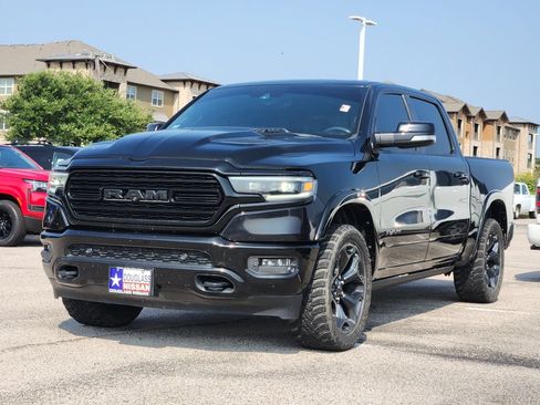 Used 2020 RAM 1500 Limited w/ Black Appearance Package AWD/4WD image 2