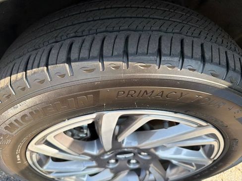 Used 2023 Lincoln Corsair AWD w/ Equipment Group 101A image 33