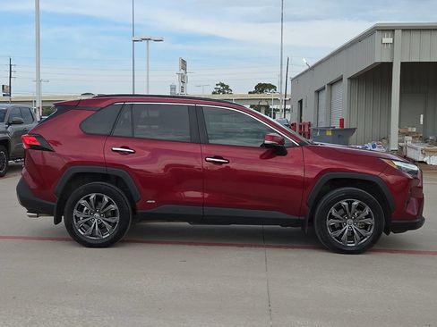 Used 2023 Toyota RAV4 Limited AWD/4WD image 7