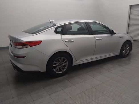 Used 2020 Kia Optima LX image 10