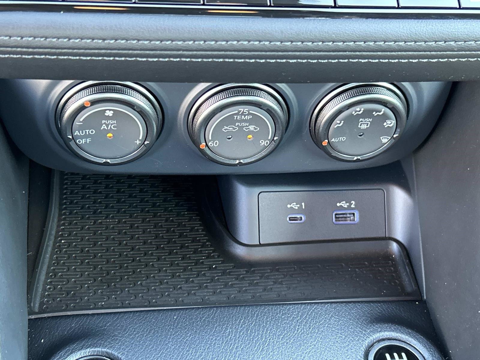 Used 2024 Nissan Z Performance w/ Floor Mat Package RWD image 26