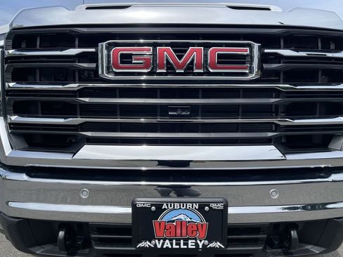 New 2026 GMC Sierra 3500 SLE w/ SLE Value Package AWD/4WD image 30