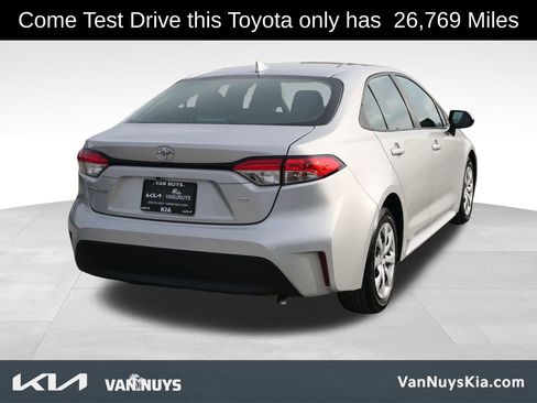 Used 2024 Toyota Corolla LE image 3