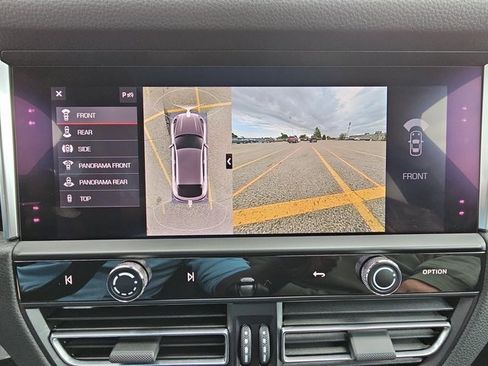 Used 2024 Porsche Macan image 24