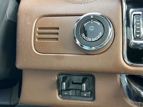 Certified 2023 Lincoln Navigator L Reserve AWD/4WD image 28