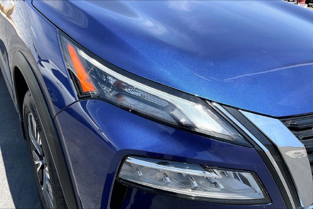 Used 2023 Nissan Rogue SV FWD image 27