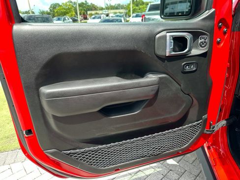 Certified 2022 Jeep Gladiator Mojave w/ Trailer Tow Package image 17