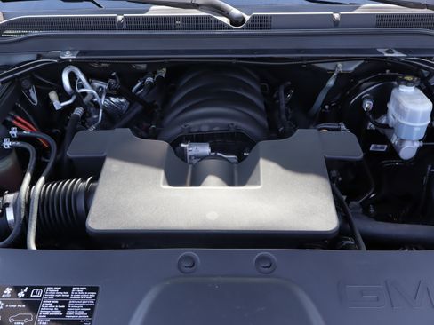 Used 2018 GMC Yukon XL SLT w/ Open Road Package image 46