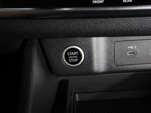 Used 2023 Nissan Rogue SV AWD/4WD image 35