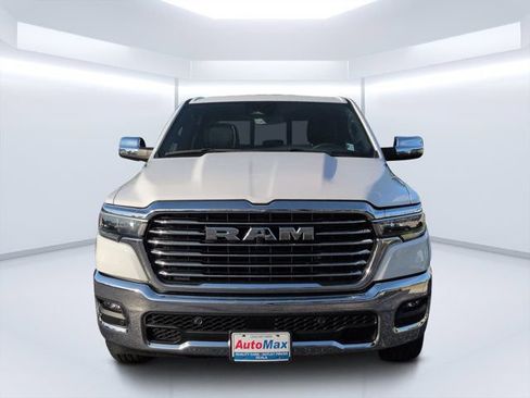Used 2025 RAM 1500 Laramie AWD/4WD image 8