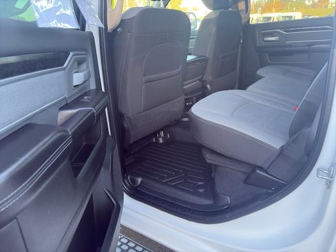 Used 2020 RAM 2500 Big Horn w/ Level 1 Equipment Group image 16