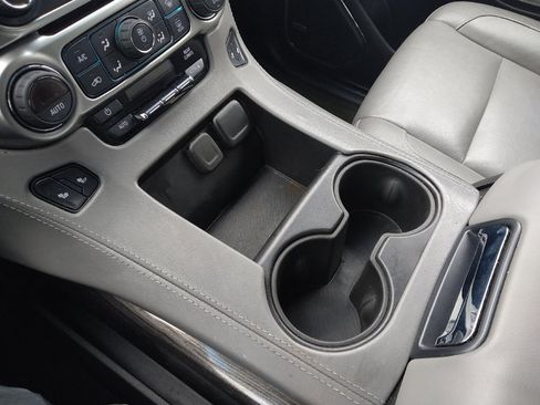 Used 2018 Chevrolet Tahoe LT image 26