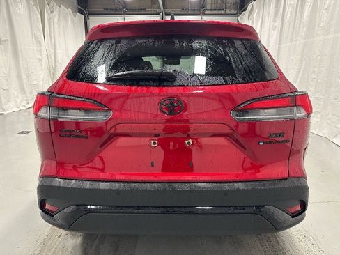 Used 2025 Toyota Corolla Cross AWD Hybrid w/ Convenience Package image 6