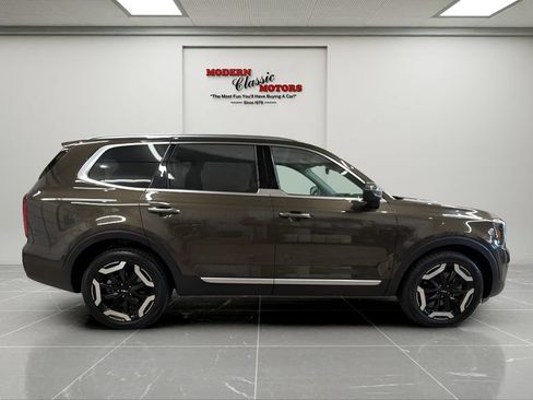 Used 2025 Kia Telluride S AWD/4WD image 6